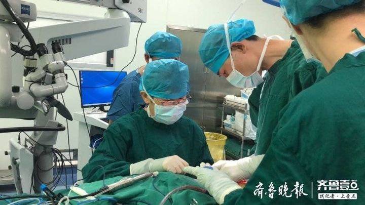 暖心！耗时8小时，北上淄三地专家联合助力女孩“造耳圆梦”