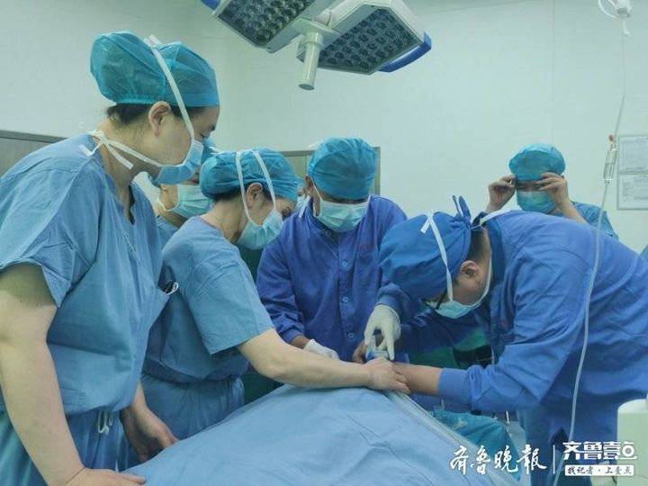 暖心！耗时8小时，北上淄三地专家联合助力女孩“造耳圆梦”